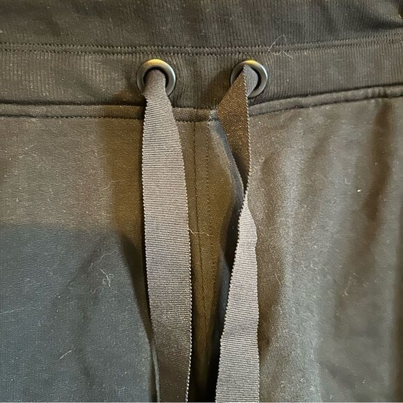 Athleta Balance 6” Shortie Shorts NWT - Picture 4 of 6